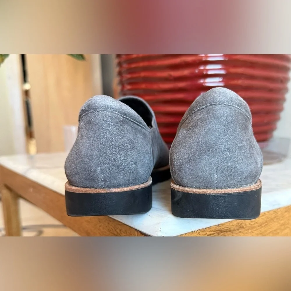 Van Eli Vaneli Jager Gray Suede Loafers Women’s Shoes Size 7.5 M Comfort Slip-On